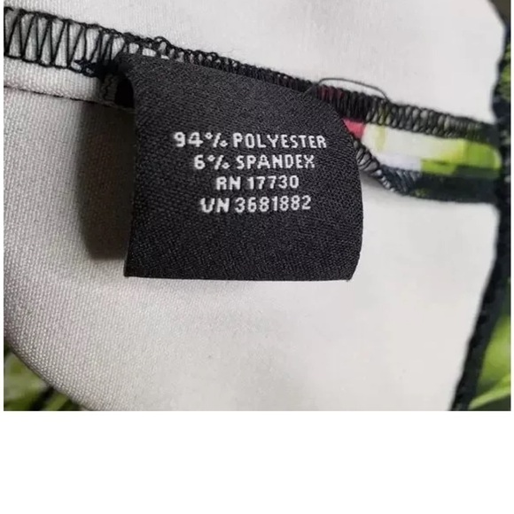 NWOT Victoria Beckham Tulips top - Picture 3 of 5